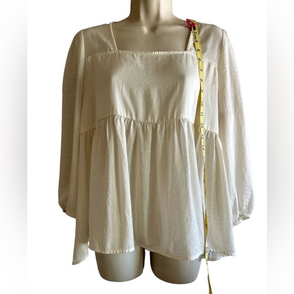 Altar'd State cream color women's top size L - Picture 3 of 5